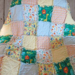 Flannel Rag Quilt With Batting 43 x 43, Jungle Animals, Giraffes, Elephants Baby
